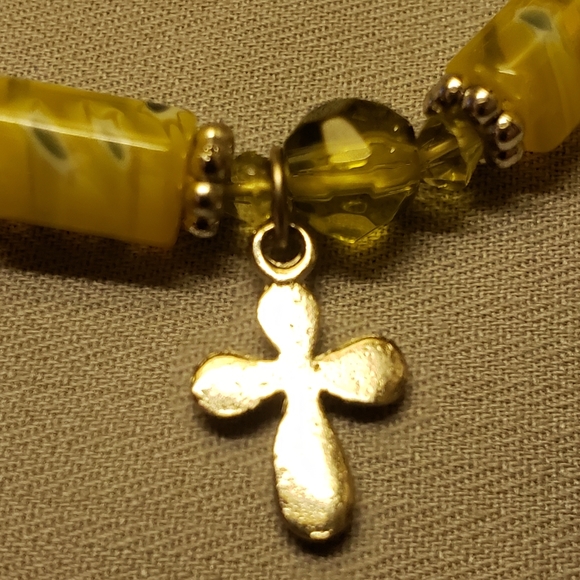 Wisconsin Monarch's Golden Son-Shine Bracelet - Picture 6 of 7